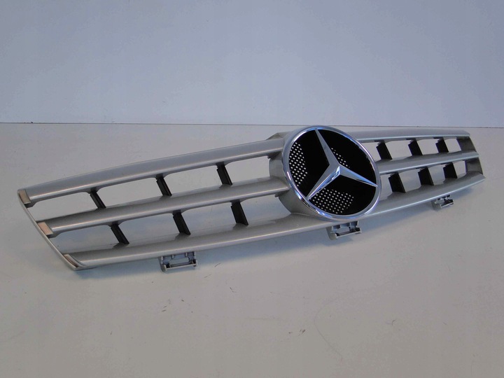 фото №5, Mercedes cls w219 219 рестайлінг 55 63 amg решітка радіатора решітка