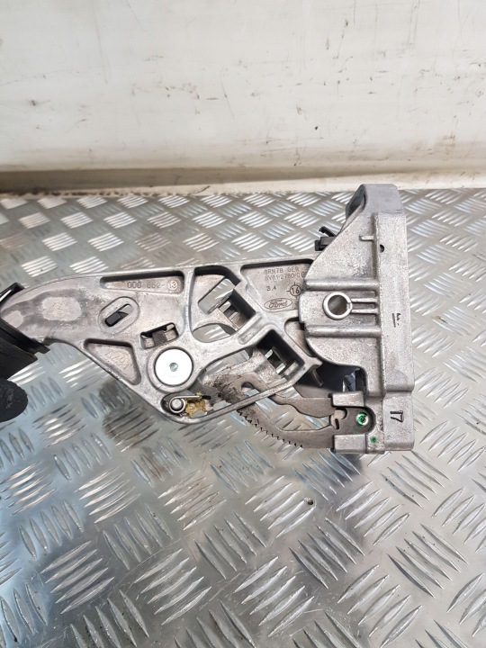 фото №8, Ford focus mk3 универсал 16r- ручник  тормоза ручного bv61-2780-c