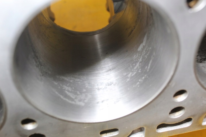 фото №11, Блок  двигуна aston martin 5.2 b v12 tvin турбіна rfhy53-6015-ab 32506 ae31