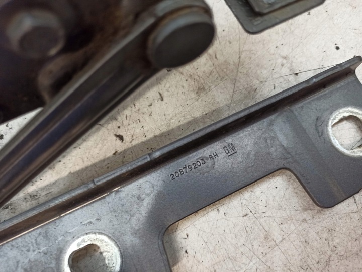 фото №6, Opel astra j iv петля капота правые 13270788