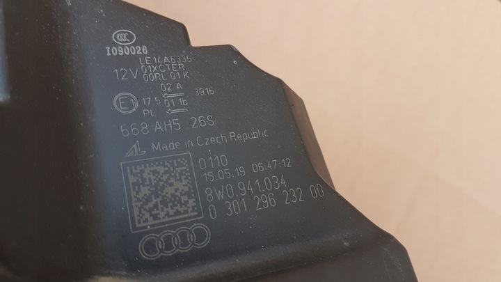 фото №8, Лампа перед права audi a4 b9 повний led 8w0941034