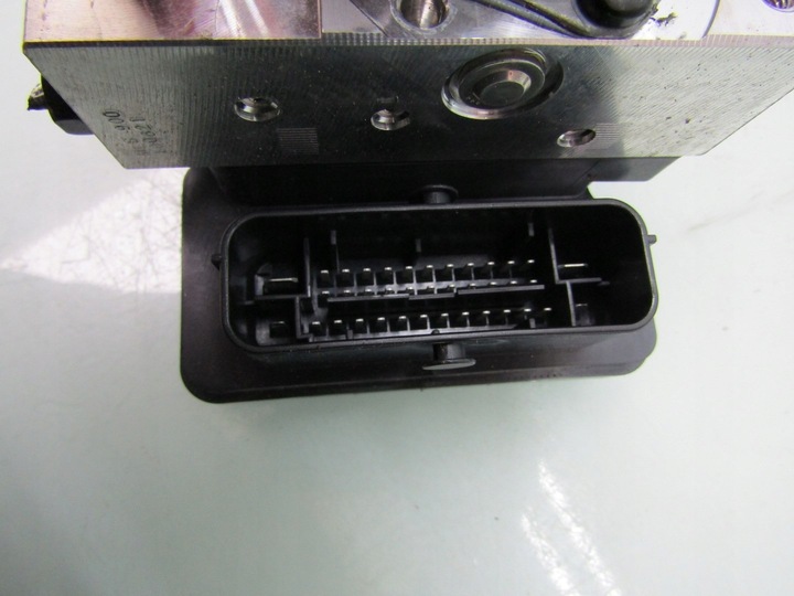 фото №10, Xceed 1.0 21r насос abs блок управления 58910-j7aa0