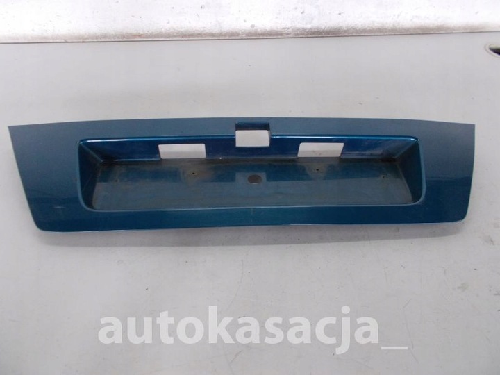 фото №5, Nissan primera p11 накладка планка багажника універсал