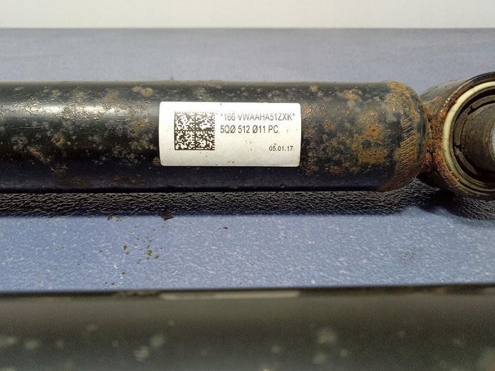 фото №7, Vw golf vii универсал амортизаторы зад задние 2 szt 5q0512011pc