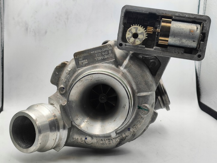 фото №9, Новая турбонагнетатель turbo bmw g01 x3 g30 5 8579213