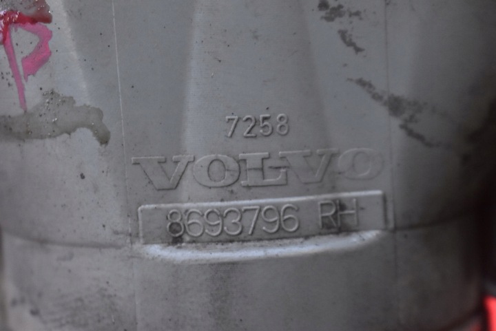 фото №11, Галоген правые перед переднее 8693796 volvo xc90 1 i 02-06