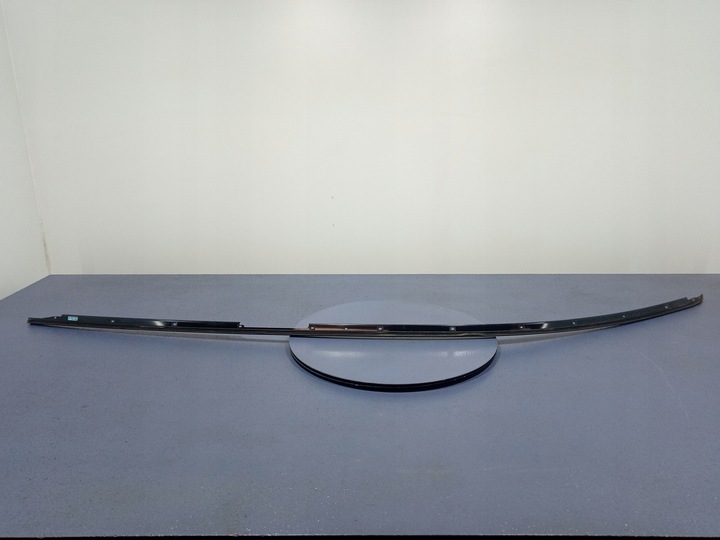 фото №4, Audi q8 rsq8 4m8 планка крышная правая 4m8853704
