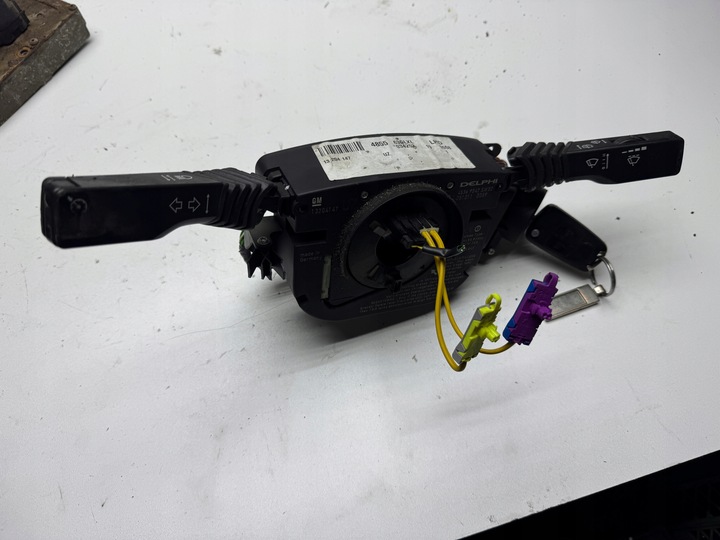 фото №1, Переключатель комбинированный opel vectra c signum 13204147 uz