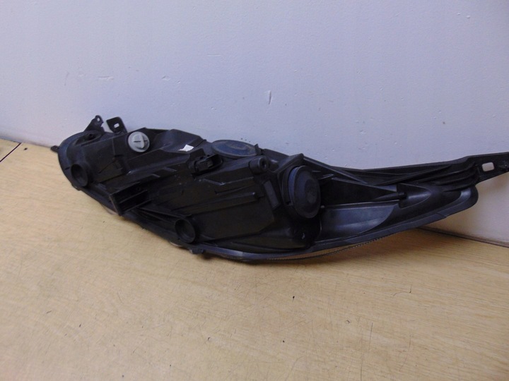 фото №13, Лампа права перед ford fiesta mk7 рестайлінг європа c1bb-13w029-ch