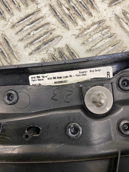 фото №10, Боковина обивка правые перед mini cooper r55 clubman