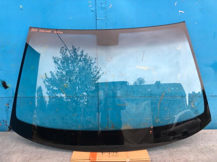 фото №1, Mercedes w211 стекло перед передняя лобовое 2004 r зелёная