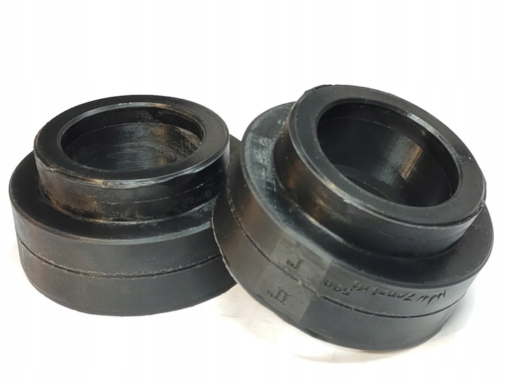фото №13, Land rover discovery i подкладки pod пружины na зад 50mm / рестайлинг 2 адаптер