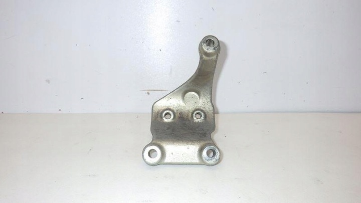 фото №1, Лапи крепление катализатора mercedes w247 2.0 cdi a6541425100