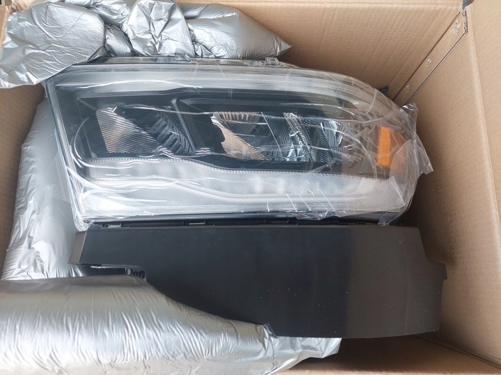 фото №8, Лампа led комплект ліва права чорні dodge ram 1500 v 2019-2024