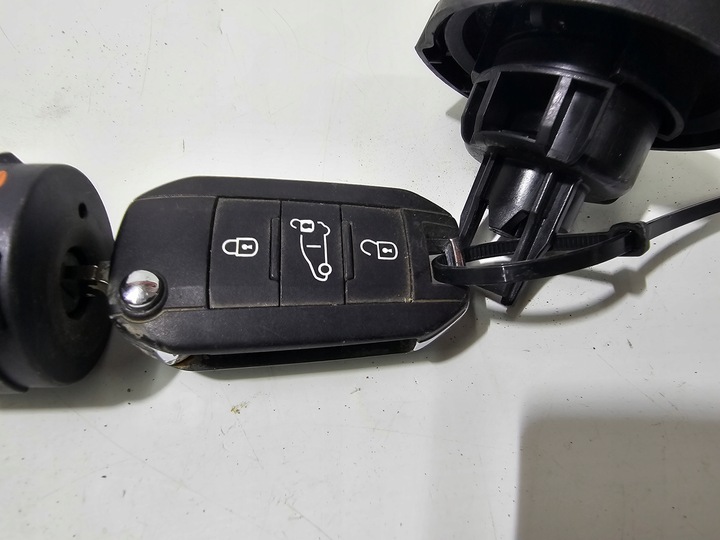 фото №5, Замок запалювання кришка заливання пального opel combo e 18- #6687