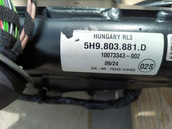 фото №8, Vw golf 8 viii 5h0803881d hak