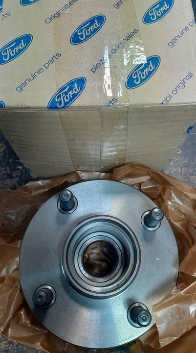 фото №1, Ступица перед ford transit connect mk1 7t16-1104-aa 1473257