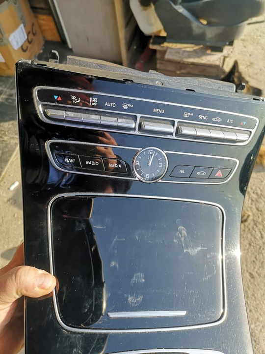 фото №6, Mercedes w213 панель середній перемикач манометр