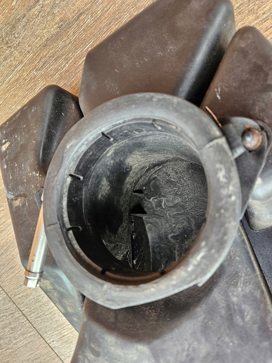 фото №8, Jeep grand cherokee wj 99-04 4.0 резонатор воздуха