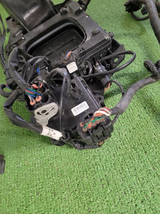 фото №8, Hyundai kona ev электрический заглушка крышка гнездо зарядки решётка жгут