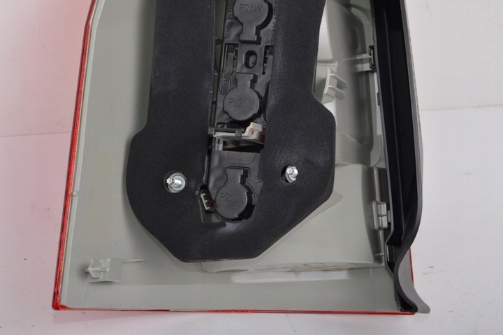 фото №7, Renault megane ii універсал 2003-2009 лампа праві зад hella