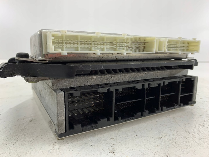 фото №10, Mercedes w202 2.0 k блок керування двигуна + модуль asr a0235454132 a0195453132