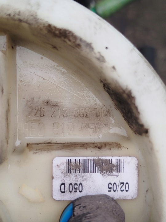 фото №8, Помпа пального поплавок audi a4 b6 8e0919050d