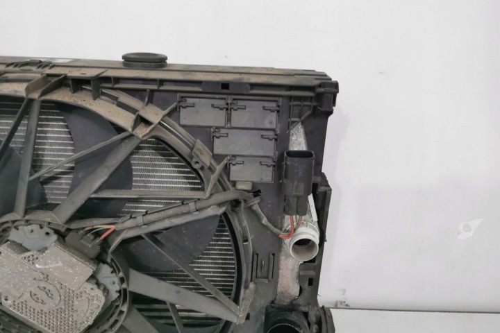 фото №8, Комплект радиатор bmw 6 cabrio f12 8509740 4.4l бензин 330kw 2011
