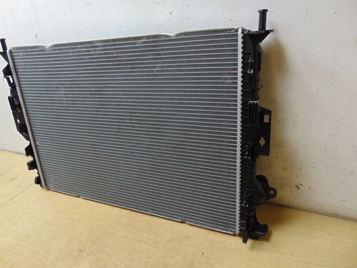 фото №9, Радіаторів води volvo xc60 s60 v60 31368082