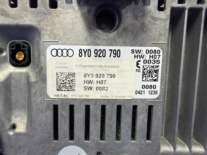фото №7, Спидометр виртуальный cockpit капот приборы audi a3 8y 8y0920790 | oem |