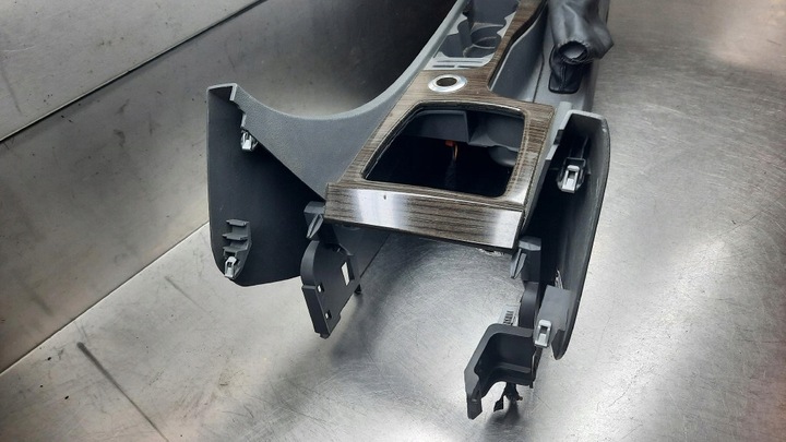 фото №6, Подлокотник туннель средний ford focus mk2 рестайлинг 1.6b 09r