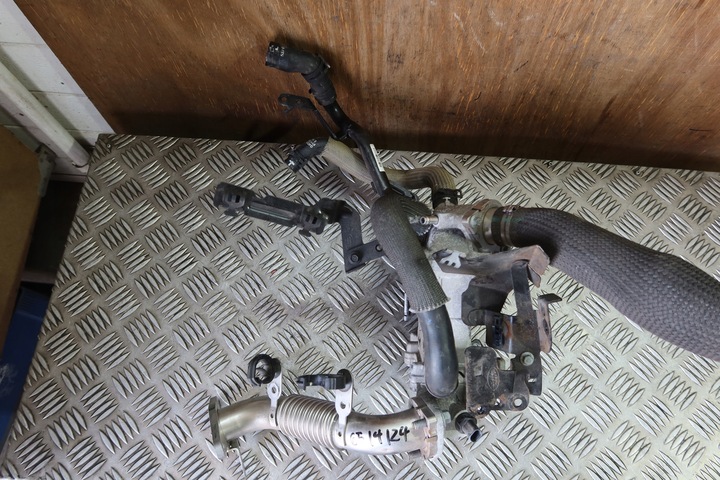 фото №3, Радиаторов выхлопных газов egr range rover evoque 2.0 d g4d3-9f464-ba