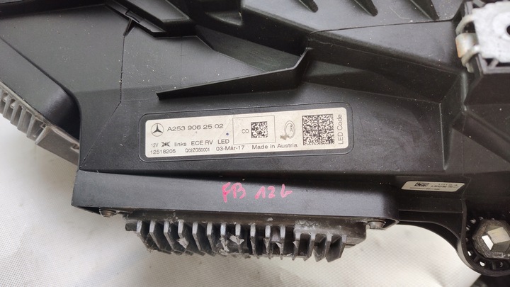 фото №11, Mercedes glc 253 гибрид полный led левый правый ils гибрид w253 фара