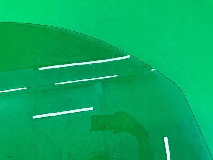 фото №3, Стекло боковая дверь правая передняя перед 2010r. citroen c3 picasso 08-