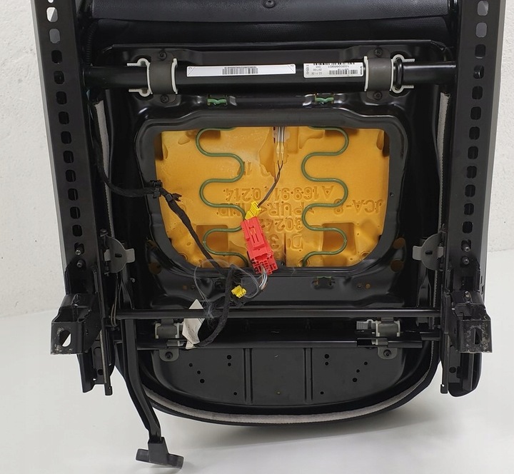 фото №5, Сидіння пасажира праві перед mercedes w245 європа