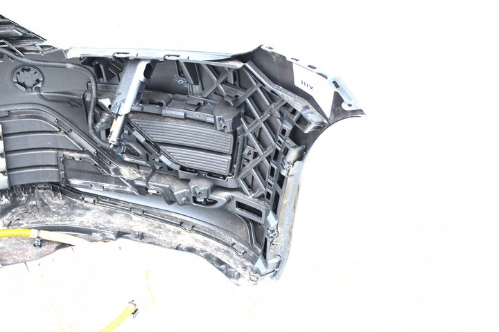 фото №12, Vw sportsvan перед капот крылья бампер pas lc9x цвет: глубокий чёрный prz