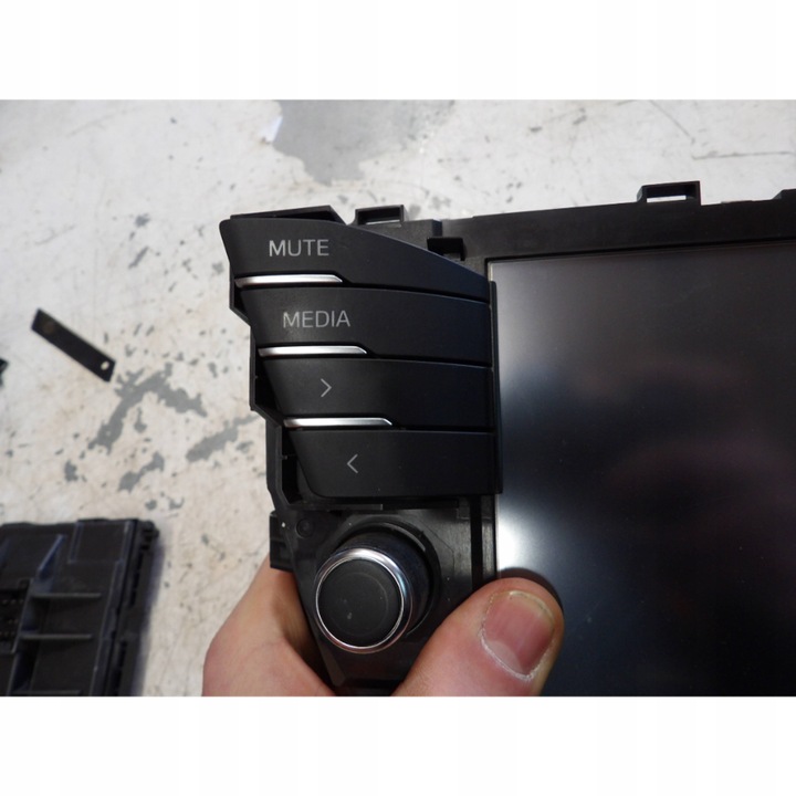 фото №3, Радио toyota оригинальный номер 8614005210