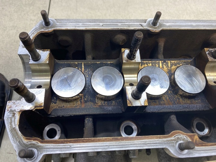 фото №7, Головка цилиндров вал passat b5 1.6 050103373