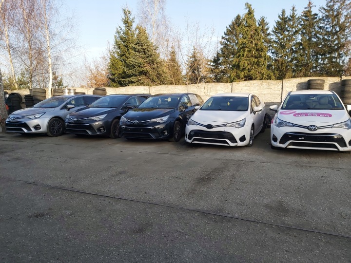 фото №10, Toyota avensis t27 рестайлинг t29 15-18r задний бампер отражатель универсал