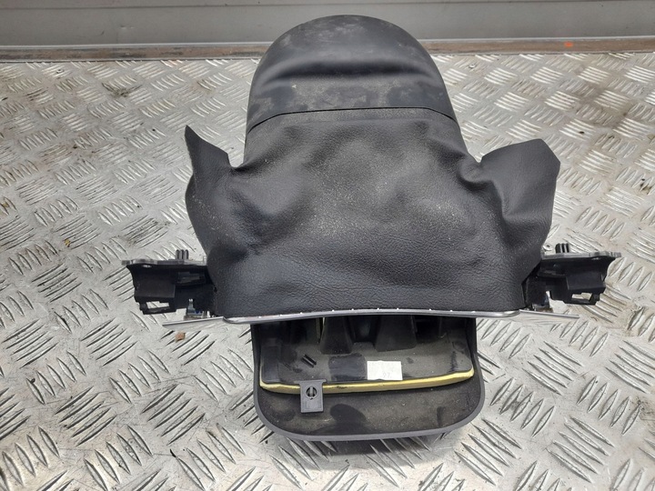 фото №5, Audi a7 s7 4g 2013 перед сторона левая элементы обшивка колонки рулевого