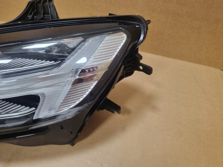 фото №8, Volvo s60 iii v60 ii лампа левая передняя левый перед полный led