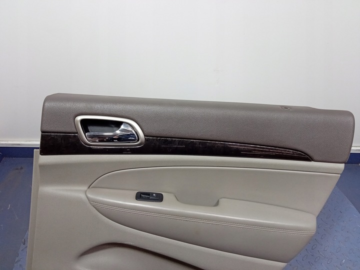 фото №2, Jeep grand cherokee wk2 оббивка двері зад права