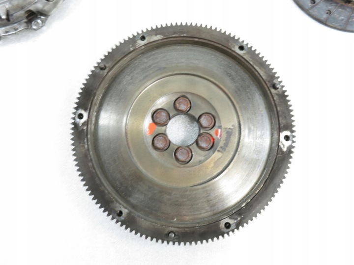 фото №8, Koło маховики vw caddy iii 1.9 tdi c0702510 702123