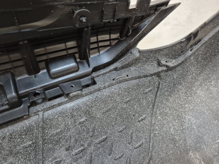 фото №14, Hyundai kona електричний i 1 18- бампер перед передній pdc 86511-k4000