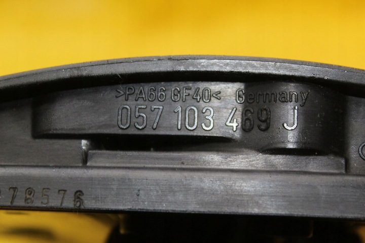 фото №5, Крышка клапанов левая a8 d3 4.2 tdi 057103469j