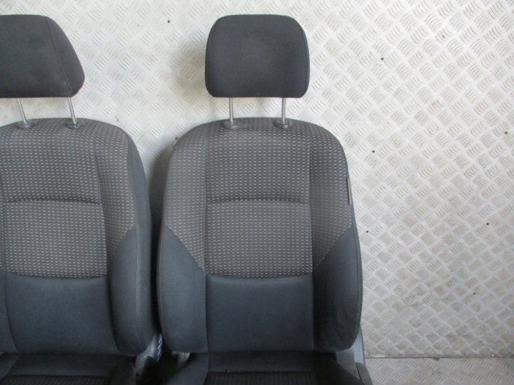 фото №10, Сиденья диван комплект hyundai i30 07-12r