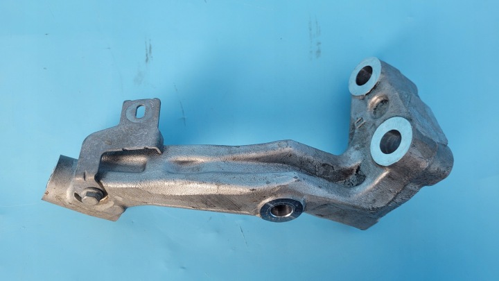 фото №12, Opel astra l vi 23r 1.5d кронштейн кріплення санки праве s04-8b