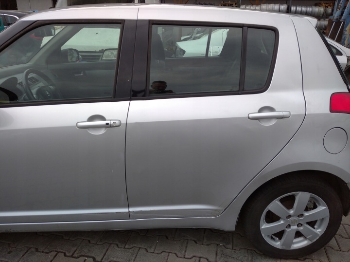 фото №14, Suzuki swift 3 iii mk6 дверь зад левое серебристый стекло ручка zcc