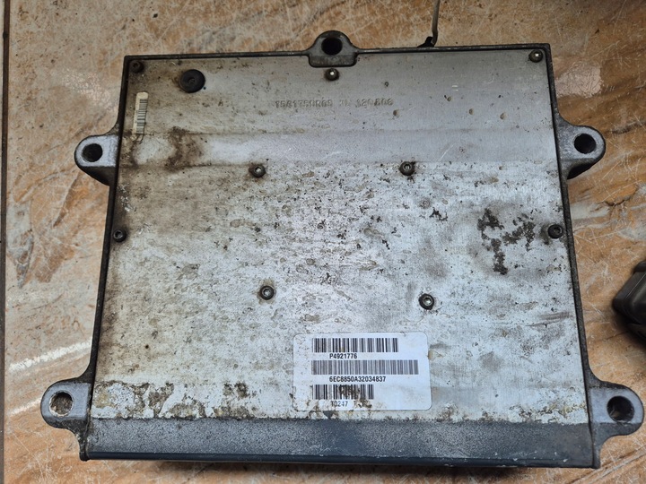 фото №3, Компьютер блок управления двигателя vic набор стартовый daf 45 lf евро 4 4.5l 4 cyl.