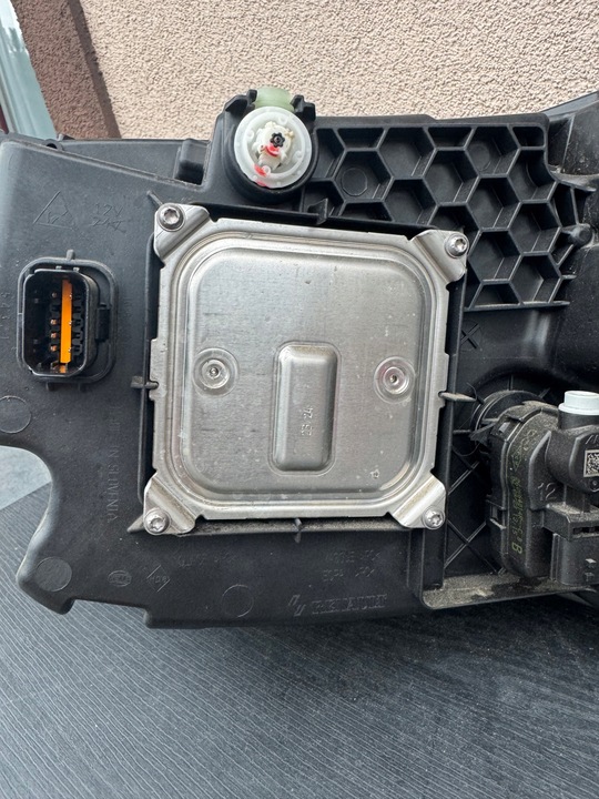 фото №13, Лампа права передня nissan nv300 primaster повний led 260105974r